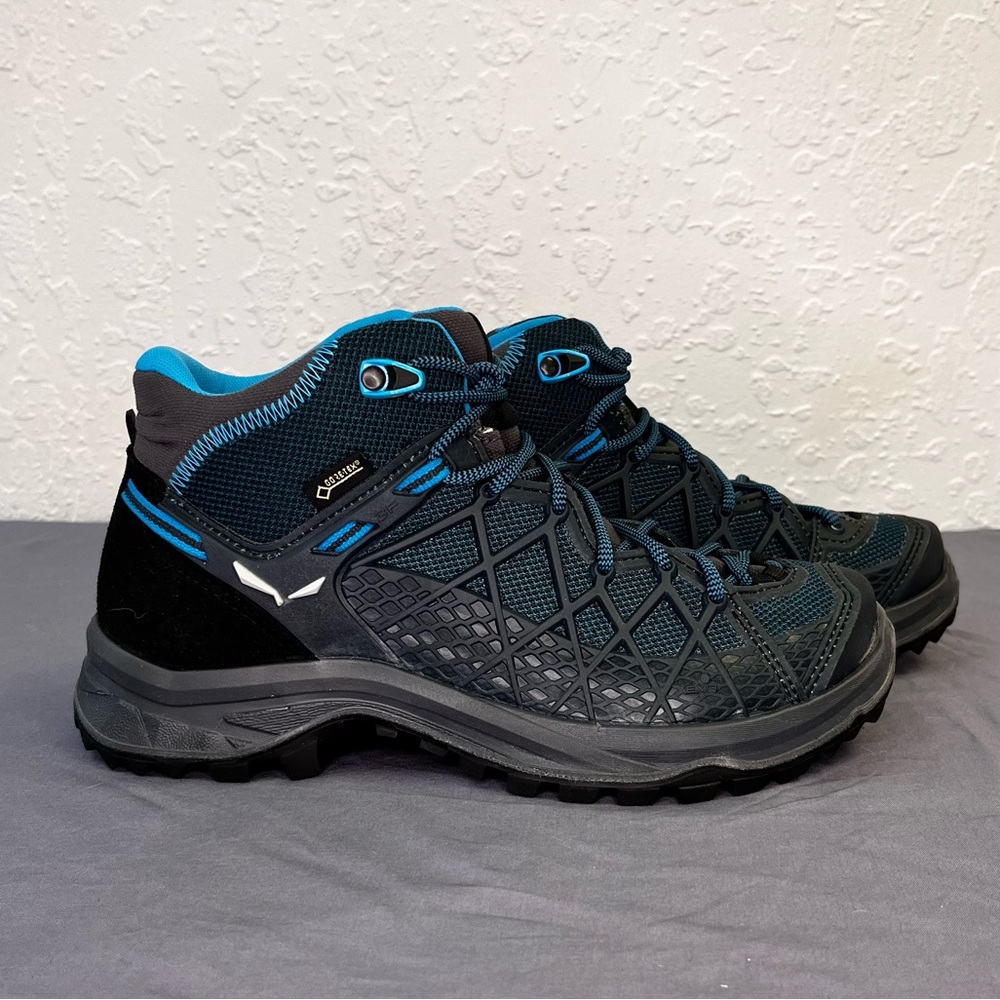 BNIB Womens Salewa Wild Hiker Boots GORE-TEX size 6.5 - Picture 4 of 8